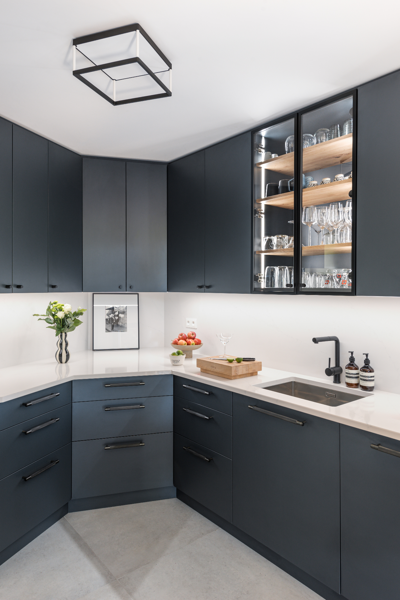 Kitchen, image 3
