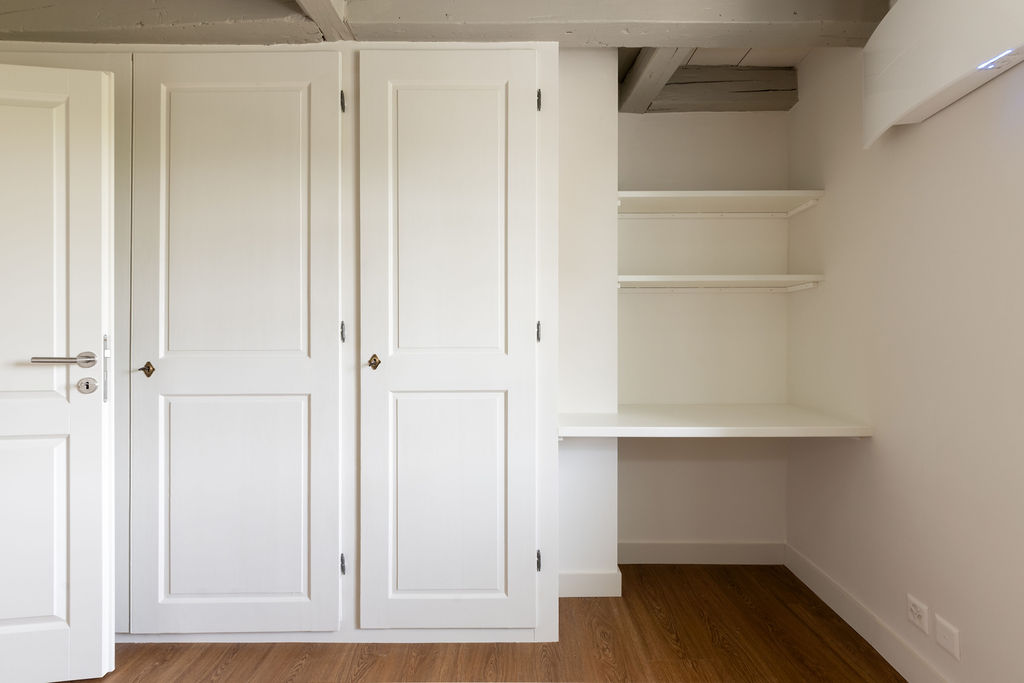 Townhouse, image 2
